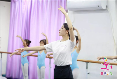 “为什么要让孩子学舞蹈？”转给家长~