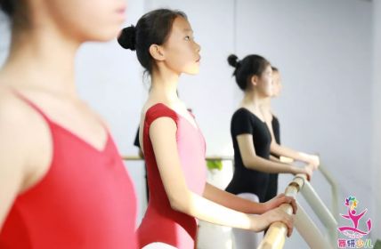 美育是一种刚需丨教育部：未来不学艺术，恐怕进不了好学校！