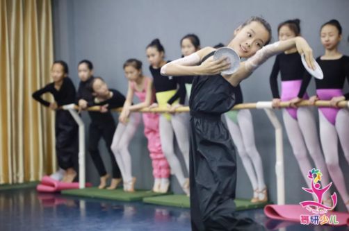 为什么要让孩子学舞蹈？一位妈妈的回复刷屏朋友圈……