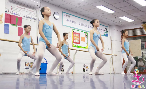 这些优秀的小舞者，为2018暑期集训画上了圆满的句号！