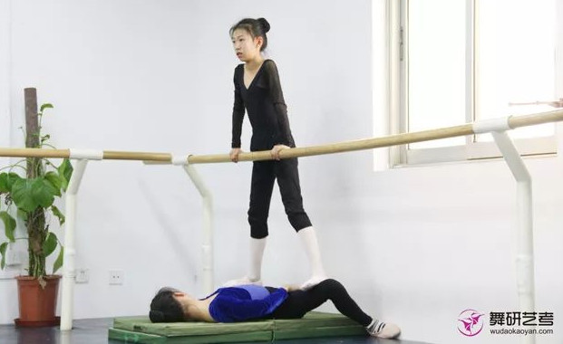 如何不让孩子盲目的学舞蹈？