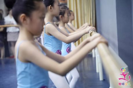 为什么学舞蹈的女孩看上去都很有气质？