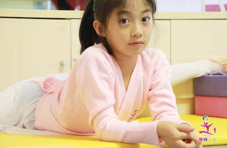 为什么孩子会与舞蹈渐行渐远？就是因为“回家不练习”！