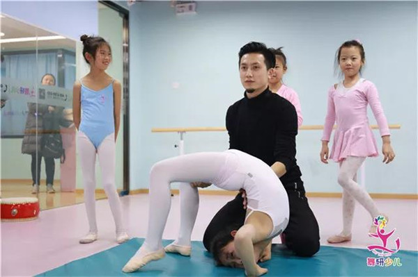 孩子学舞蹈一定要远离这6大误区！你中招了吗？