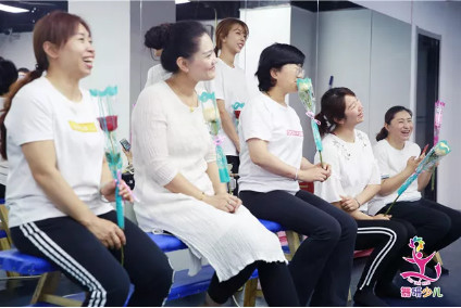 当舞蹈课遇上母亲节……被暖化了！