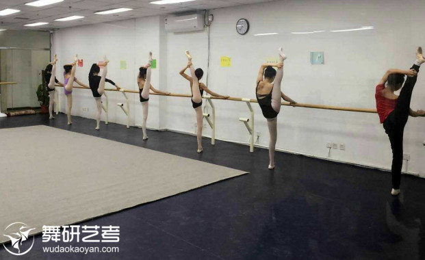 儿童学习舞蹈有什么好处.jpg