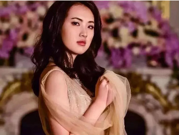 任正非小女儿每周要练舞15个小时，从小梦想成为芭蕾舞者！