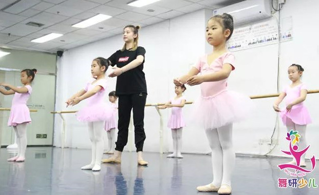 孩子学习哪种舞蹈更能提升气质？家长们都看看吧！