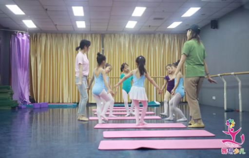 孩子学舞，最难教的居然是家长！看看你是哪一类家长？