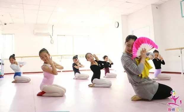 孩子学舞这些年，你“拖后腿”了吗？
