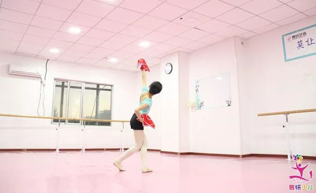 孩子学舞这些年，你“拖后腿”了吗？