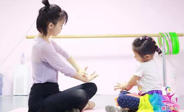 如何激发孩子学舞蹈？7个妙招请收好！
