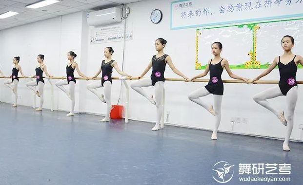 少儿舞蹈技巧：旋转技巧教学