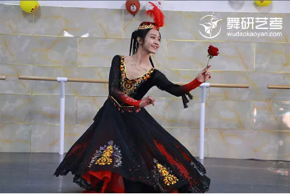 学舞蹈不同年龄段的学习重点不同，这份汇总值得你看看~