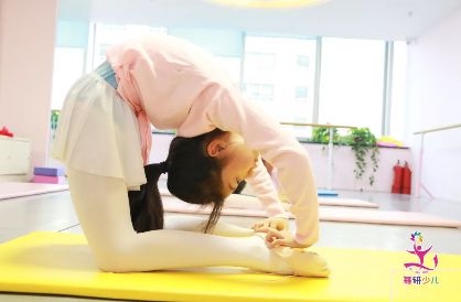 为什么孩子会与舞蹈渐行渐远？就是因为“回家不练习”！