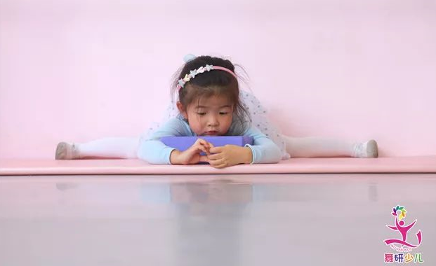 舞研艺考|聪明家长都如何回答孩子不想练舞？