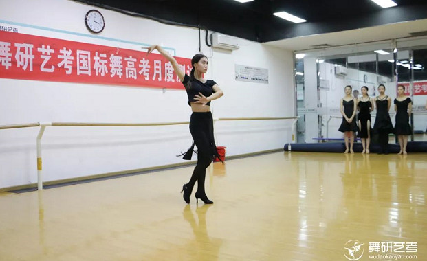孩子学习哪种舞蹈更能提升气质？家长们都看看吧！
