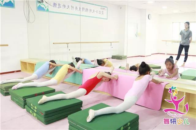 原来，很多孩子的舞蹈之路是这样被抹杀的……