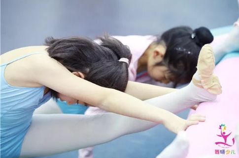 家长不懂学舞顺序，早晚会误了孩子……