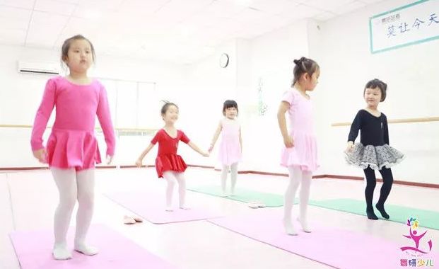 为什么要重视幼儿启蒙舞蹈?
