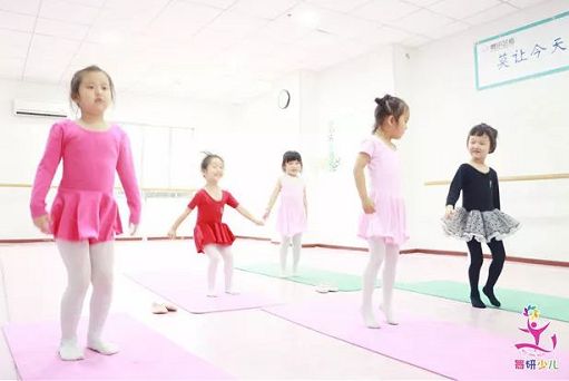 幼儿启蒙舞蹈有多重要，家长你知道吗？