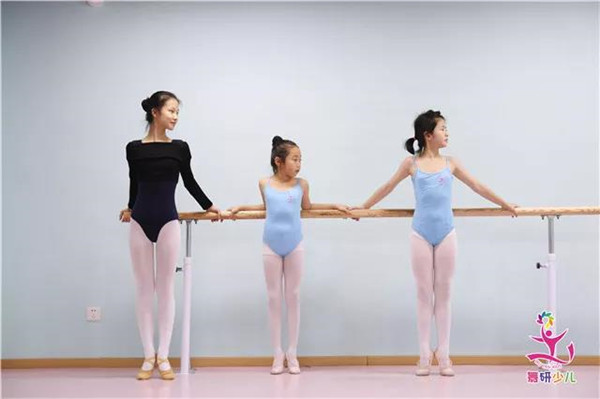 孩子学舞蹈一定要远离这6大误区！你中招了吗？