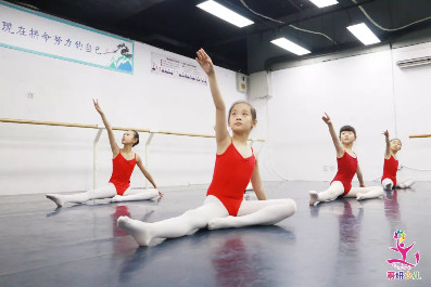 事实证明：少儿舞蹈学了以后，其实文化课会更好！