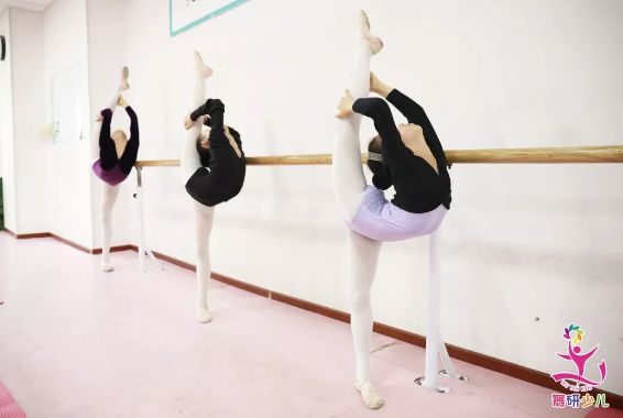 孩子舞蹈没学好？舞蹈老师表示不背这个锅……