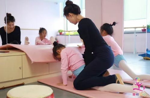 面对孩子来得快去得也快的“舞蹈兴趣”，家长们该如何应对？