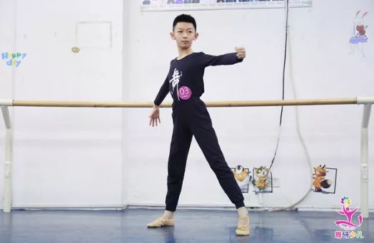 干货系列丨学舞蹈有哪些好处？孩子最好几岁开始学舞？