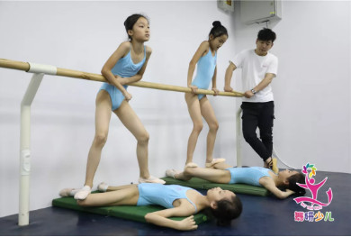 舞蹈老师“教的多”就一定是好老师吗？